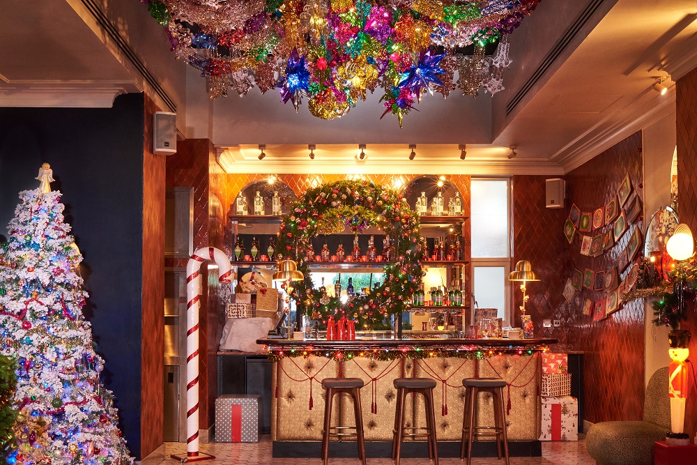 this-insanely-christmassy-cocktail-bar-will-return-to-london-in-november