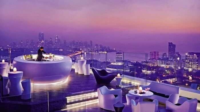 nightlife-in-mumbai:-20-coolest-experiences-that-will-make-you-fall-in-love-with-the-city-in-2023!