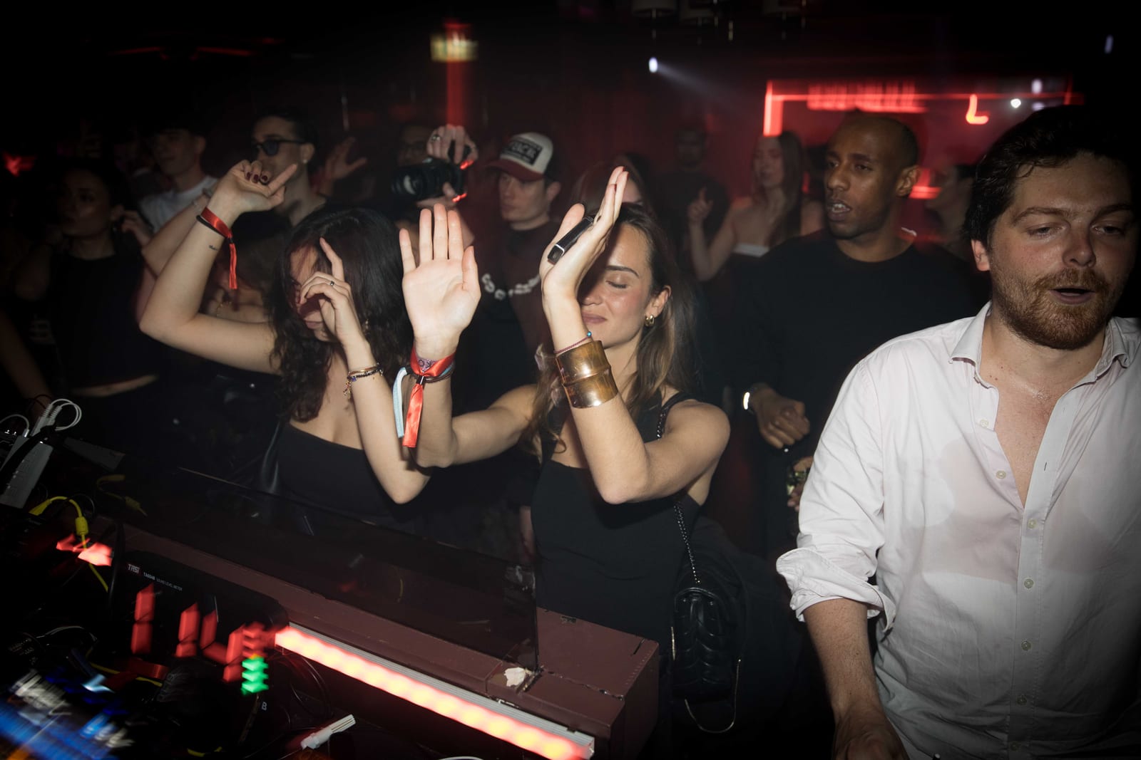 quiz-night-in-london:-where-to-play-and-where-to-go-after-–-london-night-guide